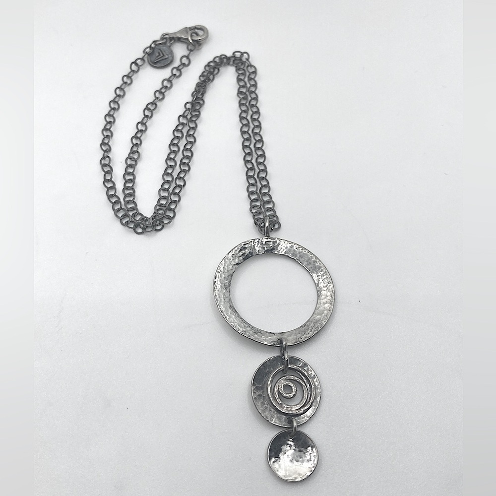 SILPADA Sterling Hammered Circles & Swirl Necklace Retired N1709 19” & 2.5”